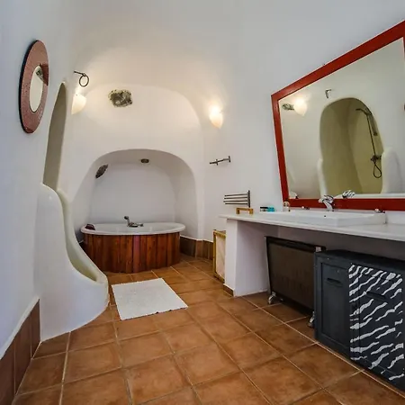 Villa Aurora By K&k Oia (Santorini)