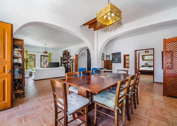 Aurora By K&k أويا